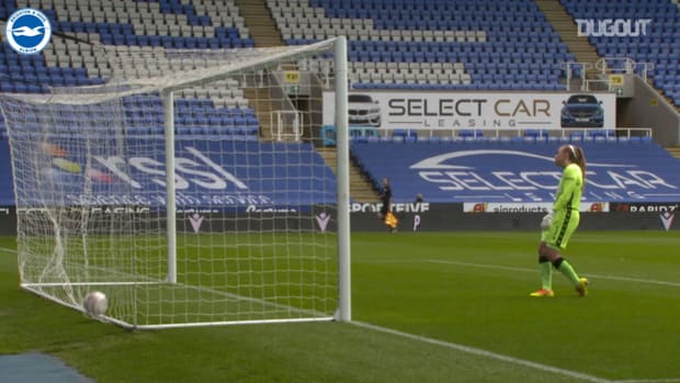 Lee Geum-Min's incredible goal vs Reading